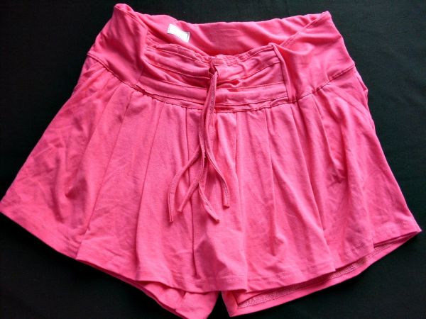 Short saia